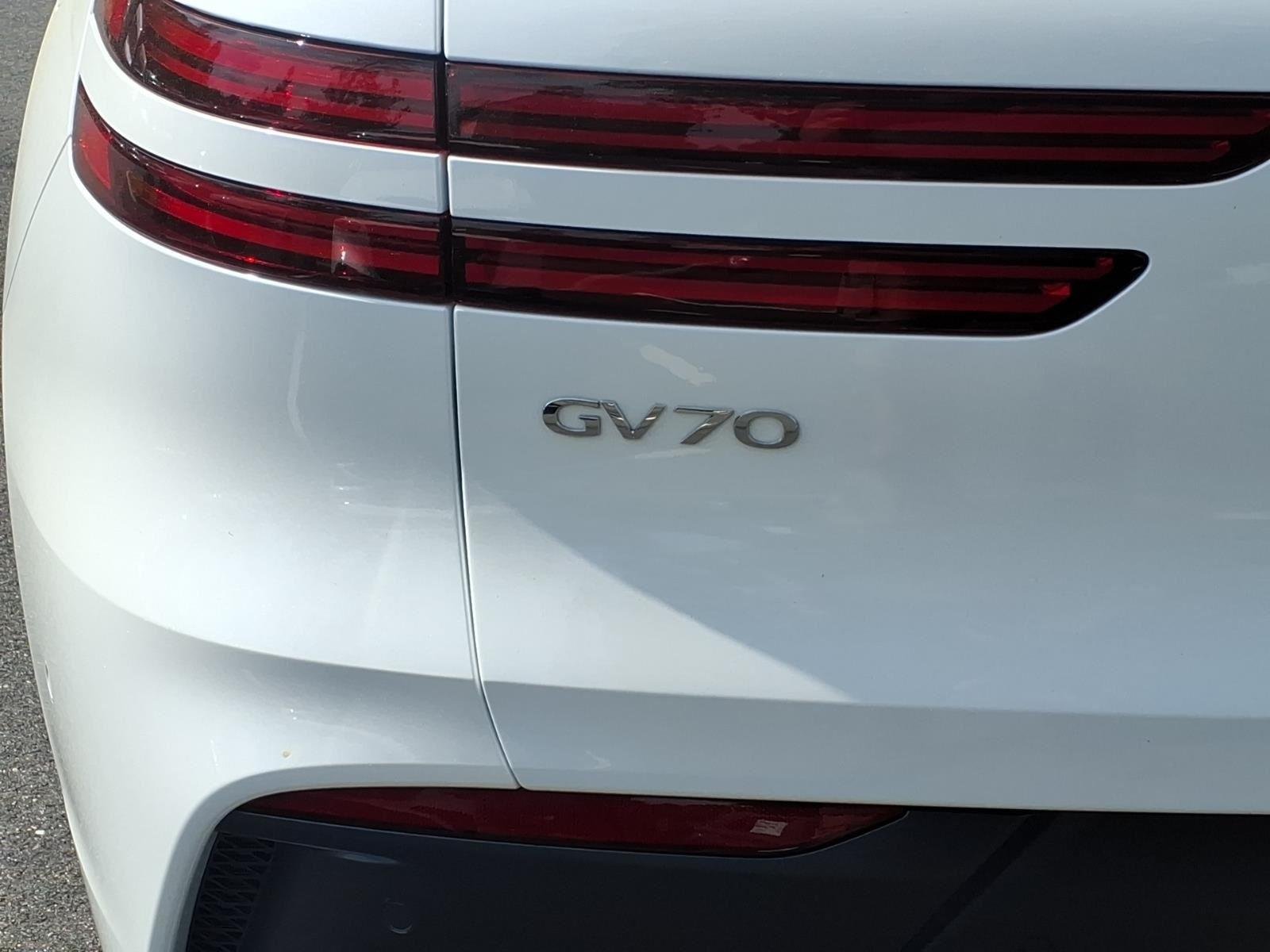 New 2026 Uyuni White Genesis 2.5T ADVANCED image 10