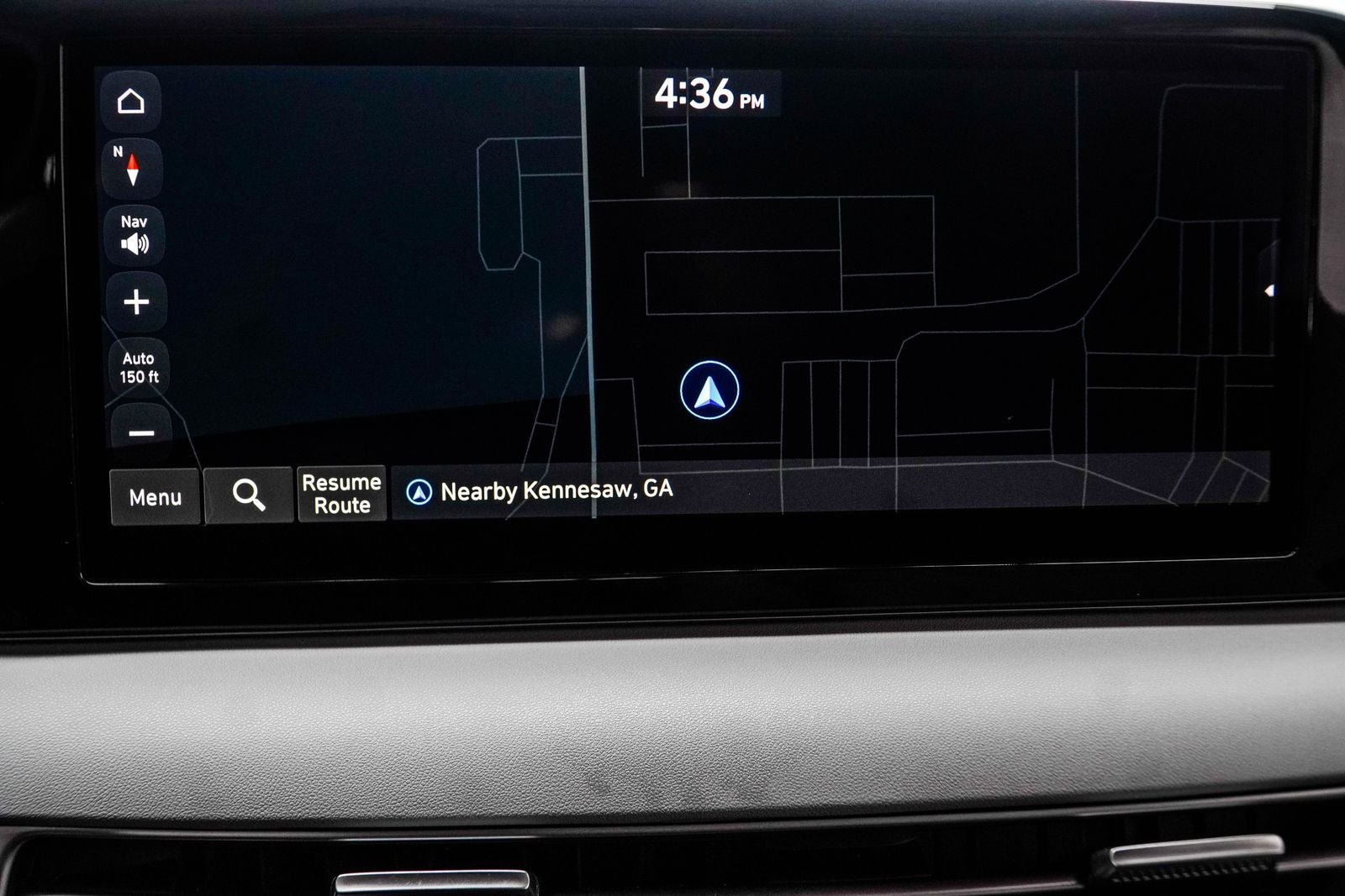 Used 2025 Black Hyundai SEL image 26