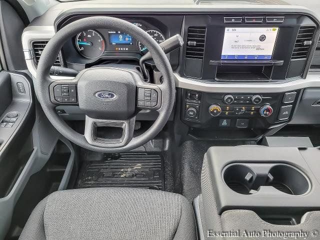 2024 Ford F-550 Super Duty Chassis Cab XL - Photo 24