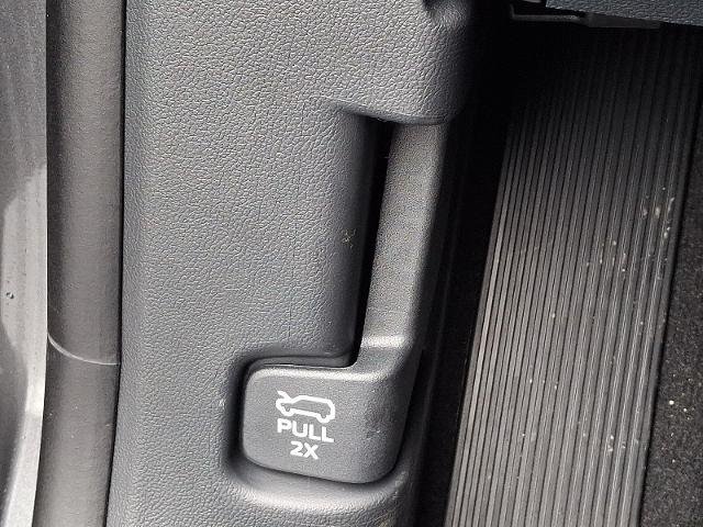 New 2026 Carbonized Gray Metallic Ford ST-Line image 37