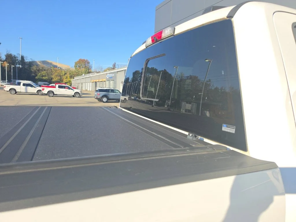 Used 2021 White Ford XLT image 9