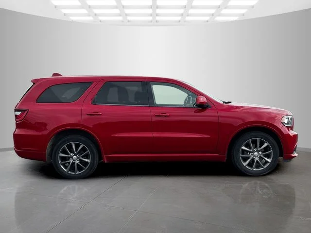 Used 2015 Red Dodge SXT image 8