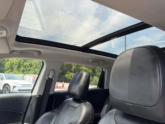 Used 2020 White Jeep Limited image 7
