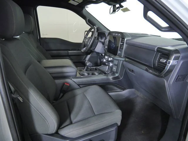 Used 2023 White Ford XLT image 12