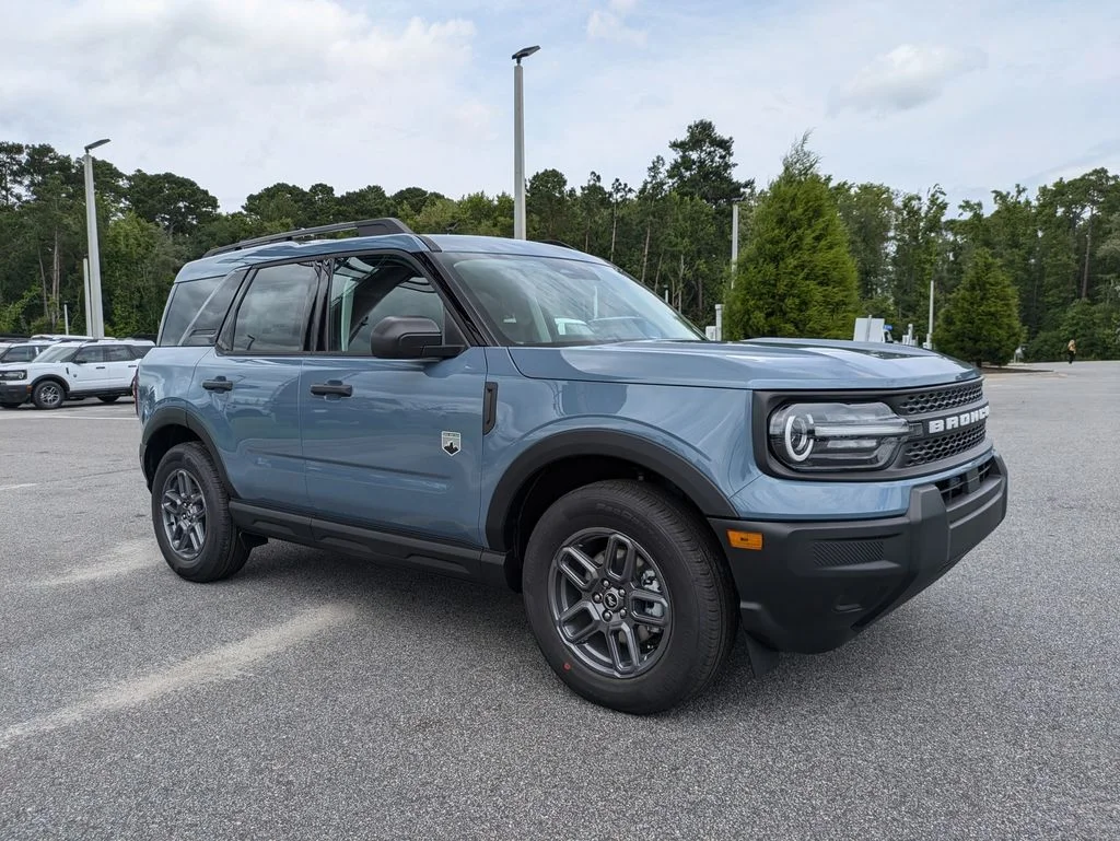 New 2026 Azure Gray Metallic Tri-Coat Ford Big Bend image 2