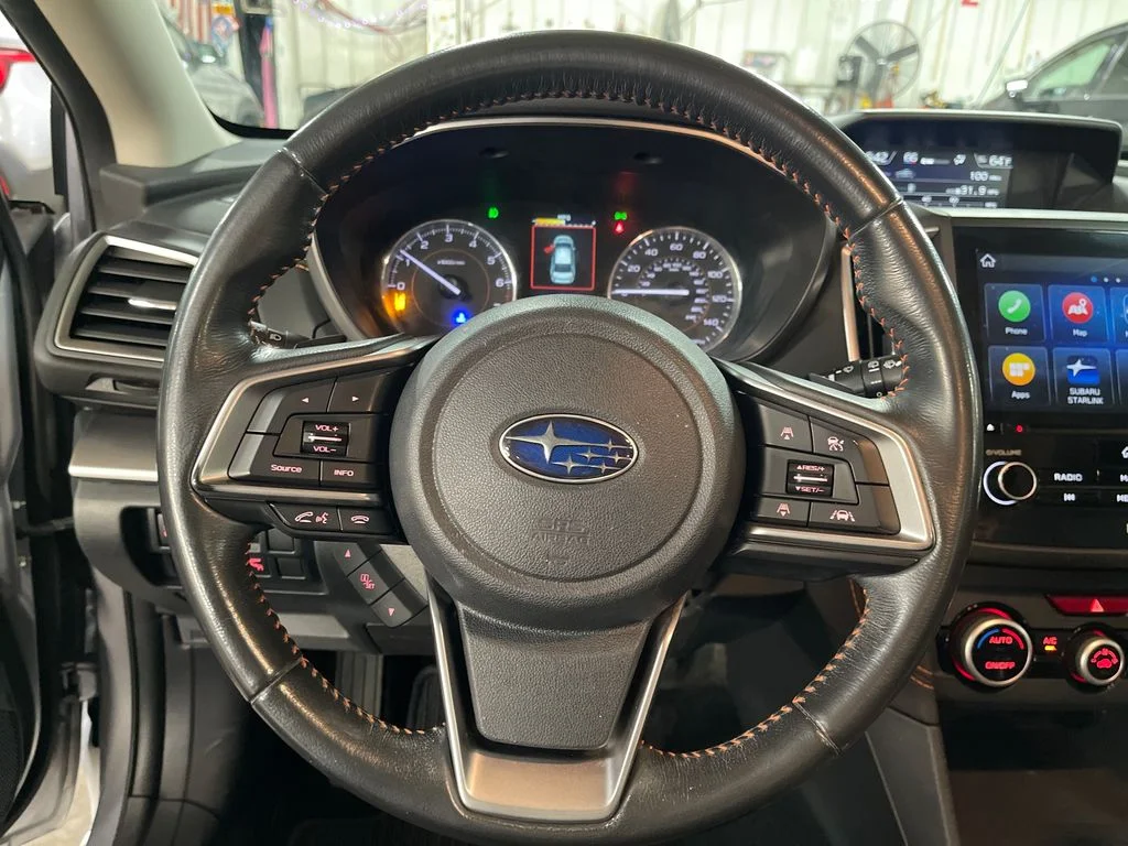 Used 2019 Silver Subaru 2.0i Limited image 20