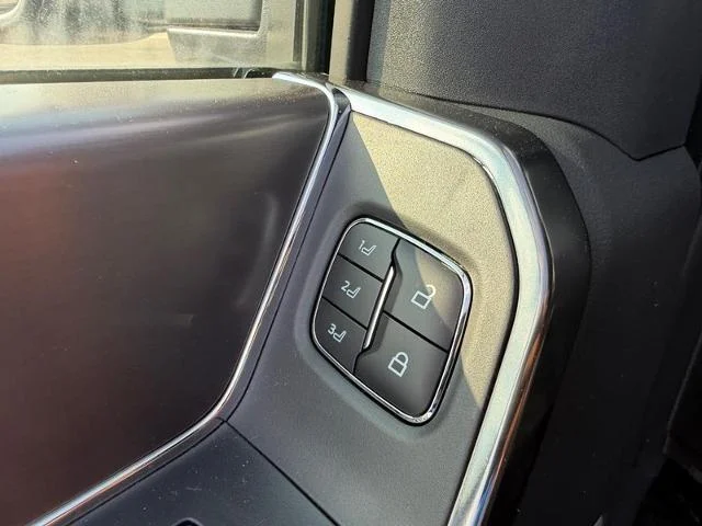 New 2026 Carbonized Gray Metallic Ford F-350® Platinum® image 40