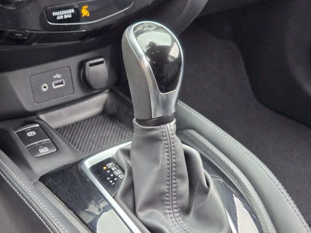 Used 2019 Black Nissan SL image 29