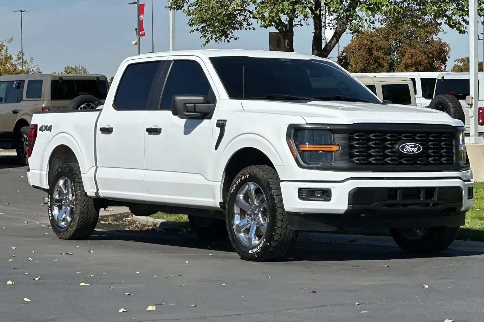Certified Used 2024 Oxford White Clearcoat Ford STX image 9