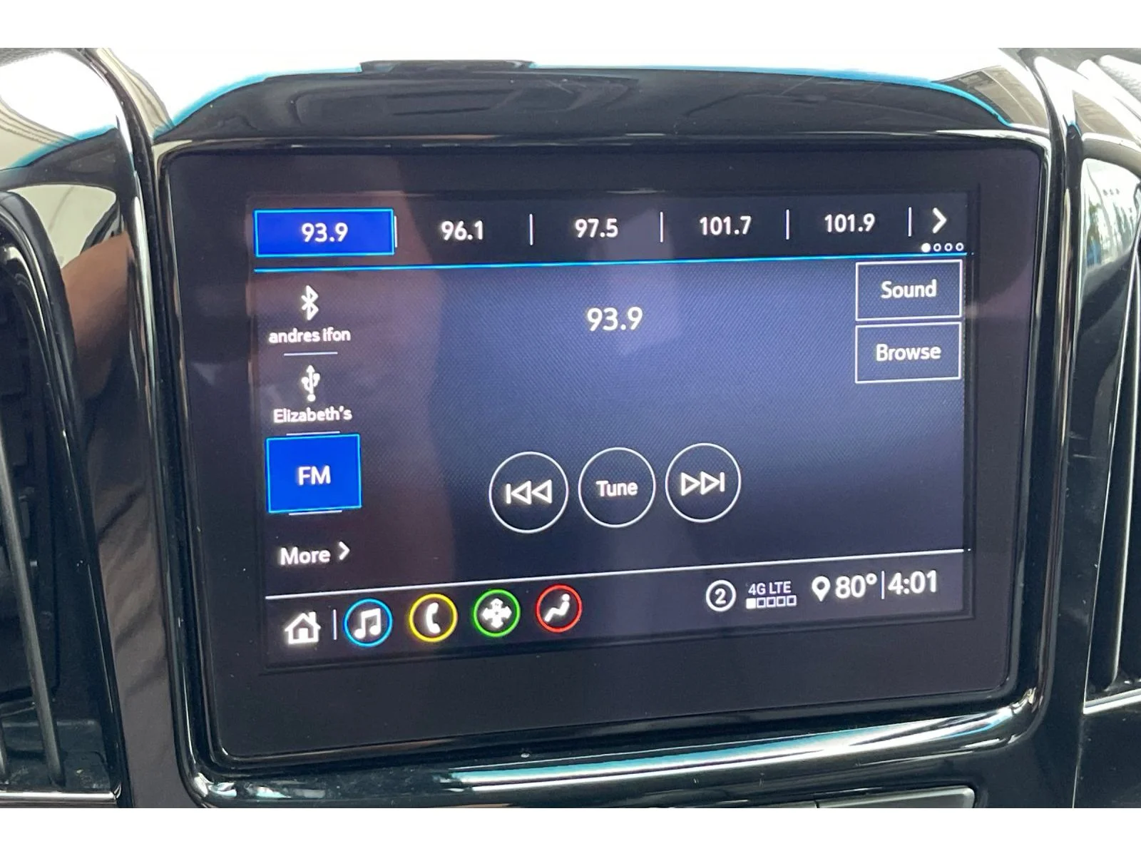 Used 2021 Mosaic Black Metallic Chevrolet LT Leather image 26