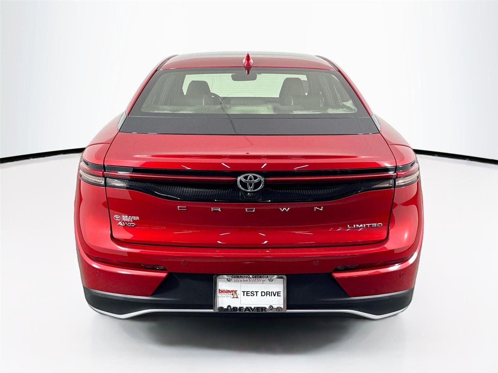 2023 Toyota Crown Limited - Photo 13