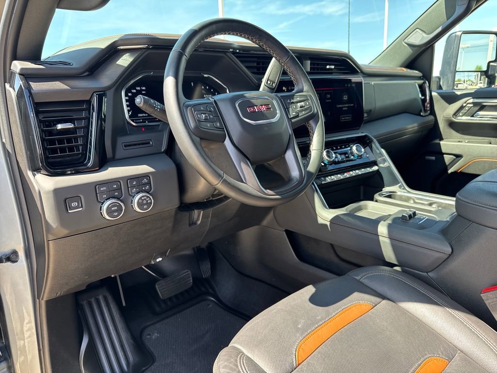 2025 GMC Sierra 2500HD AT4 - Photo 15