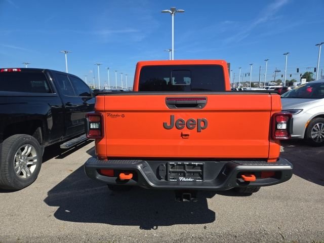 Used 2020 Orange Jeep Mojave image 3