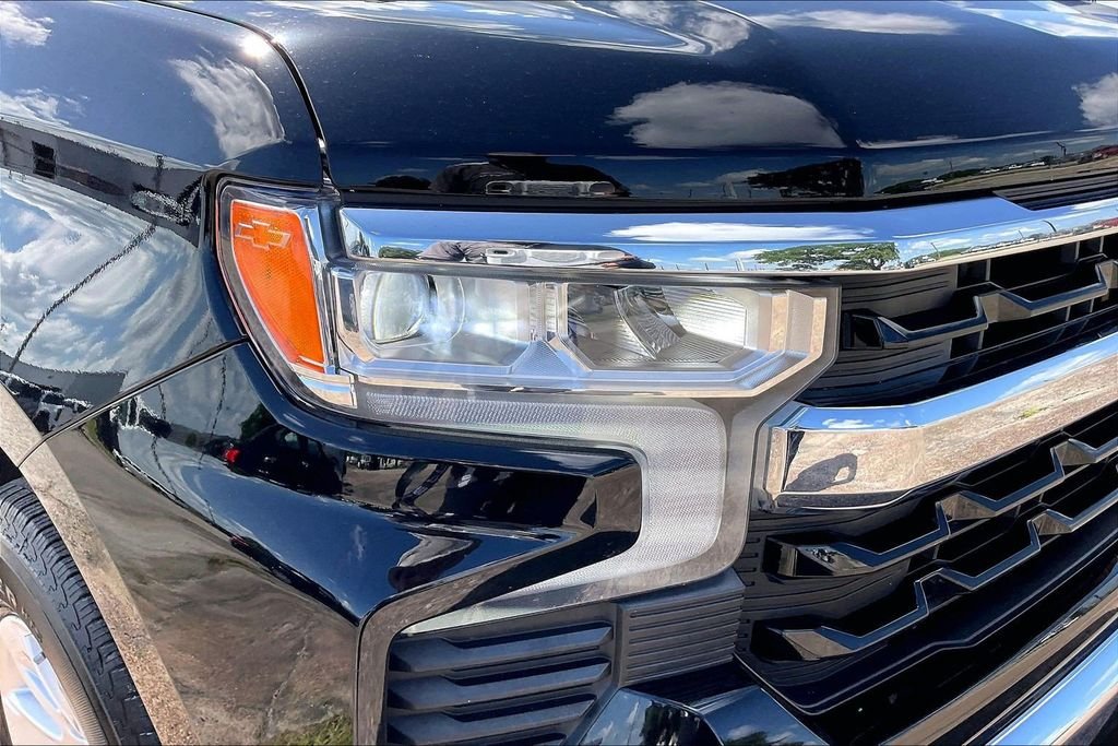 Used 2023 Black Chevrolet LT image 33