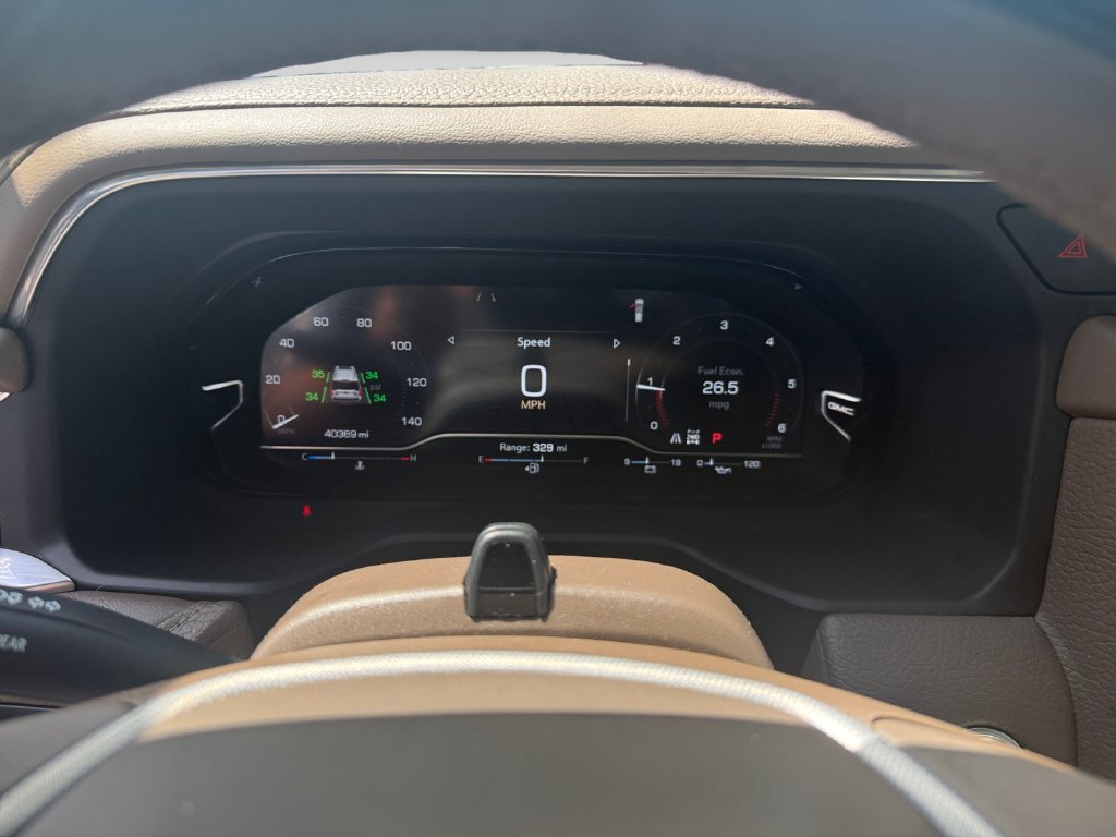 Used 2024 White GMC Denali image 14