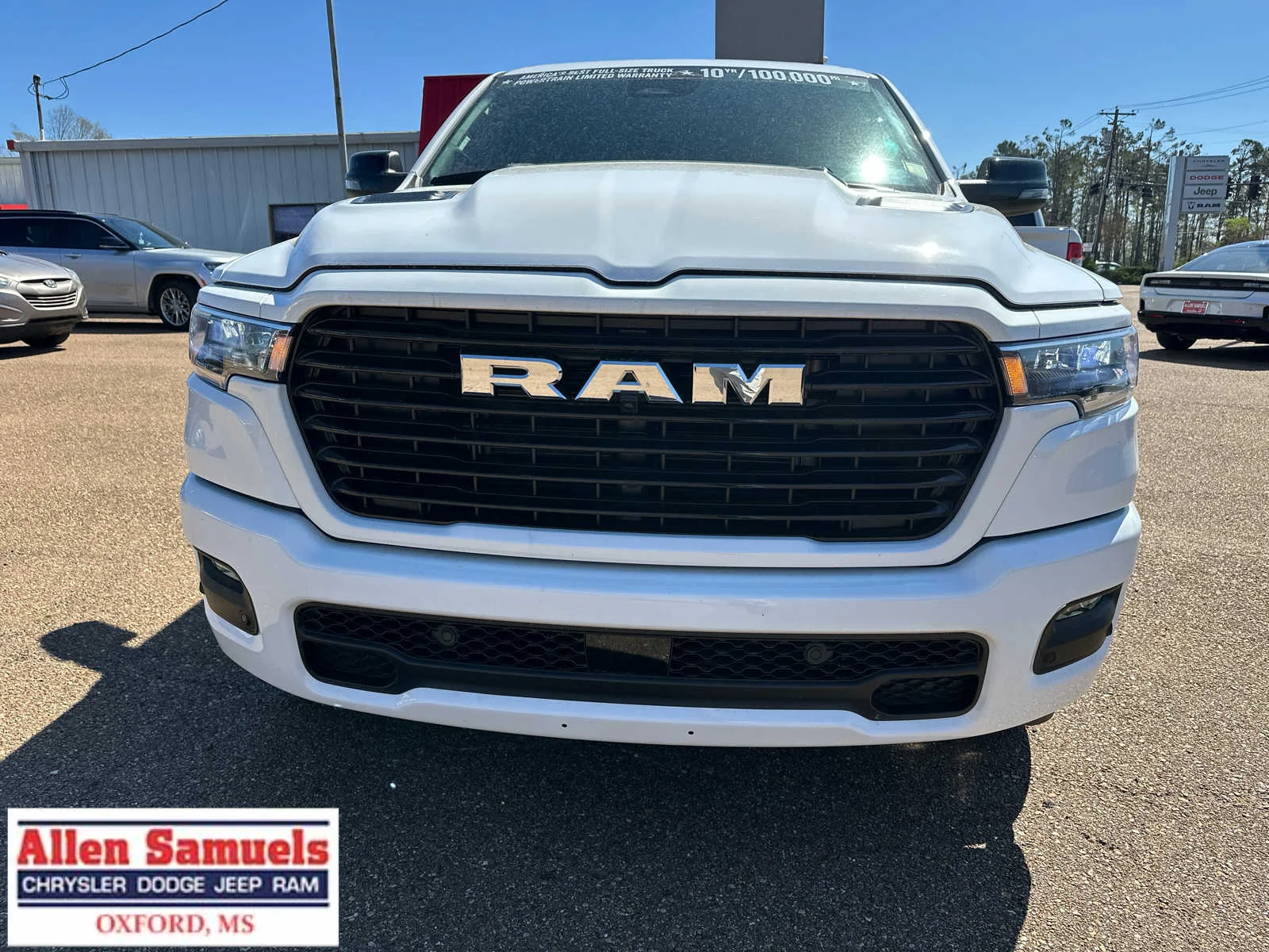2026 RAM 1500 Laramie - Photo 8