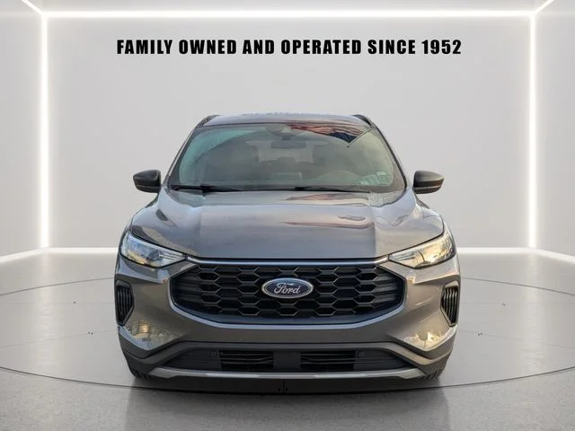 Used 2025 Gray Ford ST-Line image 6