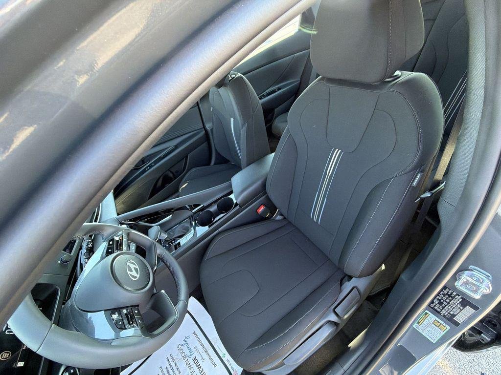New 2026 Gray Hyundai SEL Sport Premium image 11