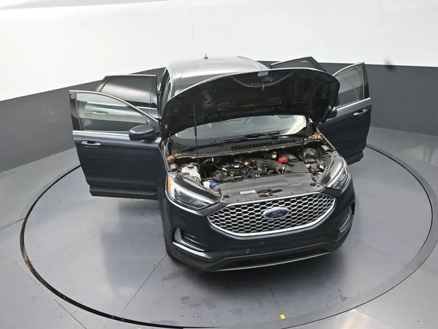 Used 2024 Blue Ford SEL image 39