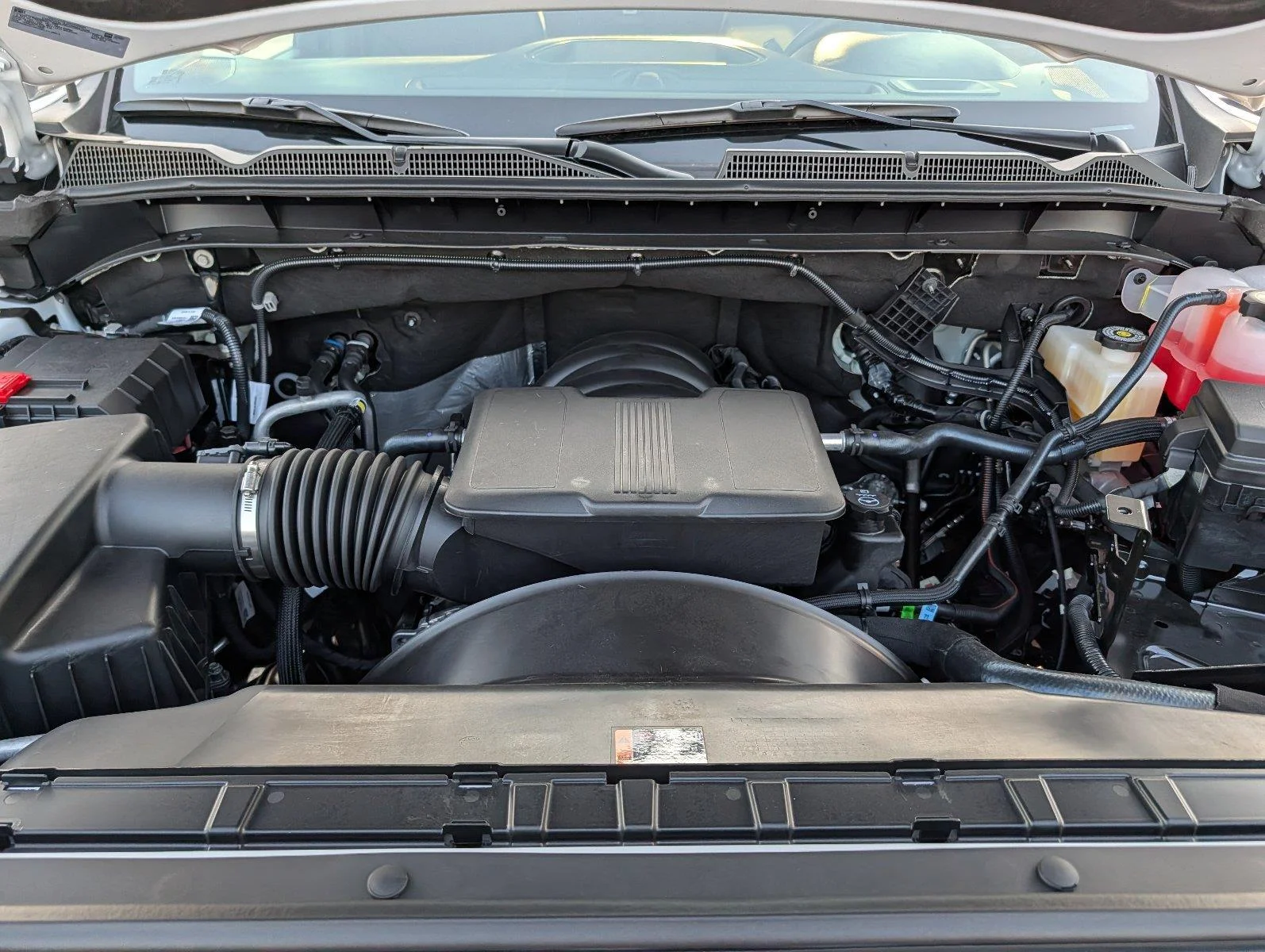 New 2026 Summit White GMC Pro DRW image 31