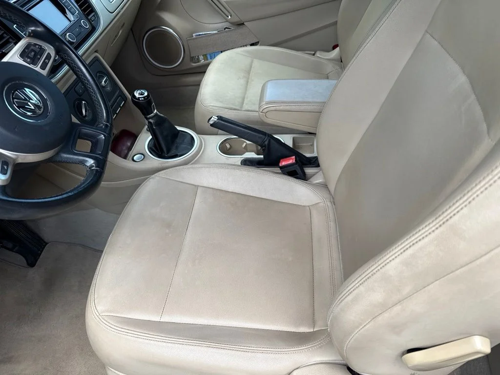 Used 2014 Gold Volkswagen 2.0 TDI image 8