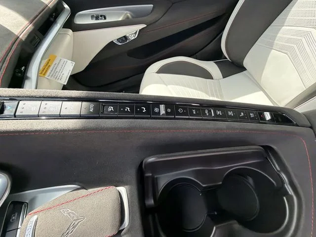 Used 2023 White Chevrolet Stingray image 21