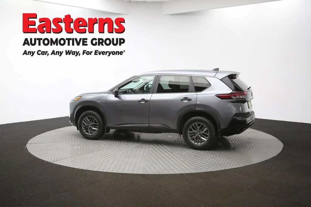 Used 2023 Gray Nissan S image 60