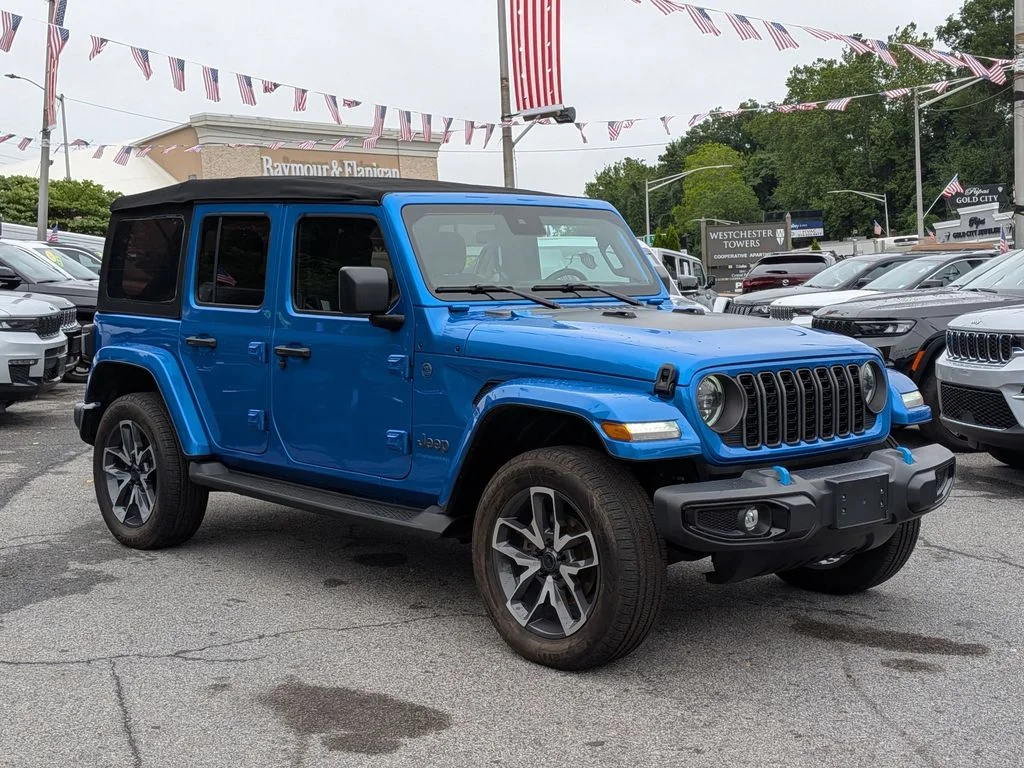 Used 2024 Blue Jeep Sport S 4xe image 4