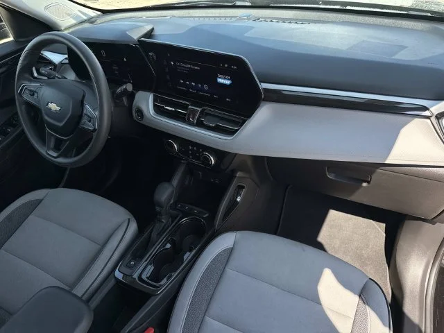 Used 2025 Black Chevrolet LT image 24