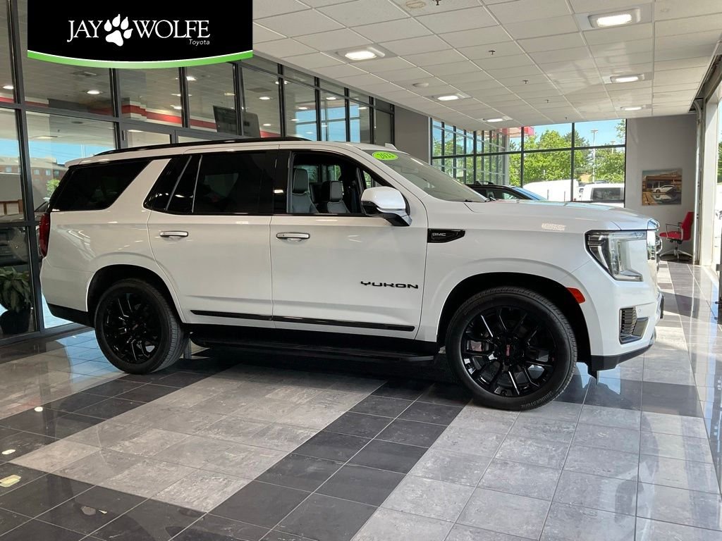 2023 GMC Yukon 4WD SLT's photo