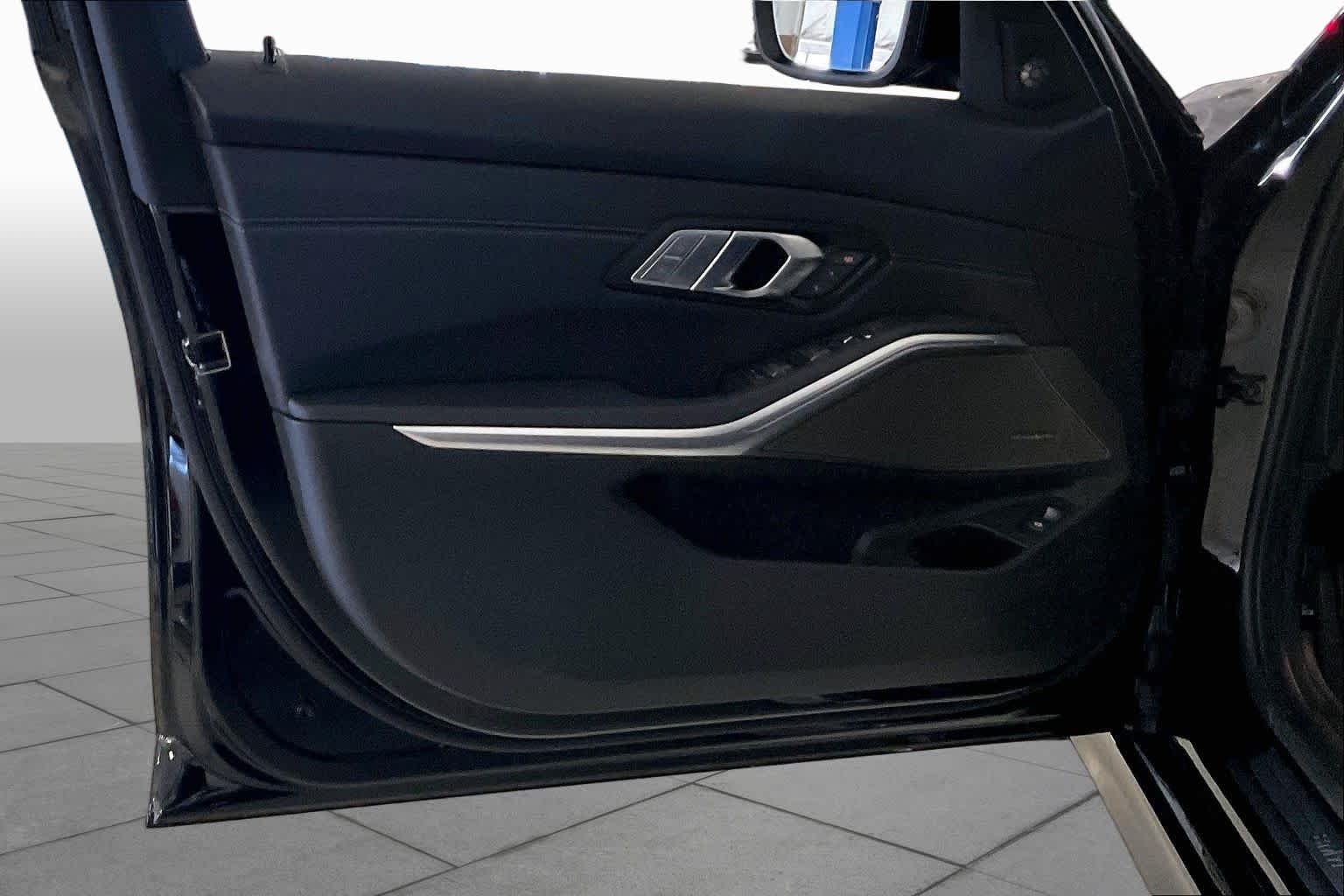 New 2026 Jet Black BMW 330i xDrive image 10