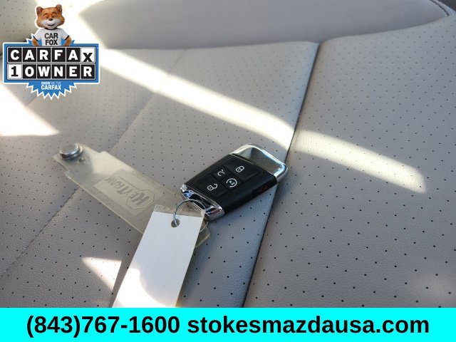 Used 2023 Blue Volkswagen 3.6L V6 SE w/Technology image 27