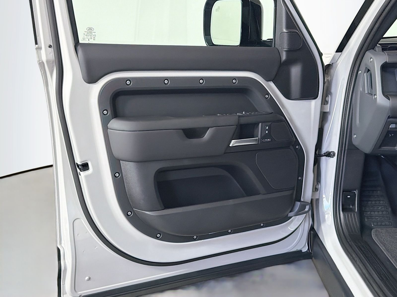 New 2026 Borasco Grey Land Rover X-Dynamic SE image 21