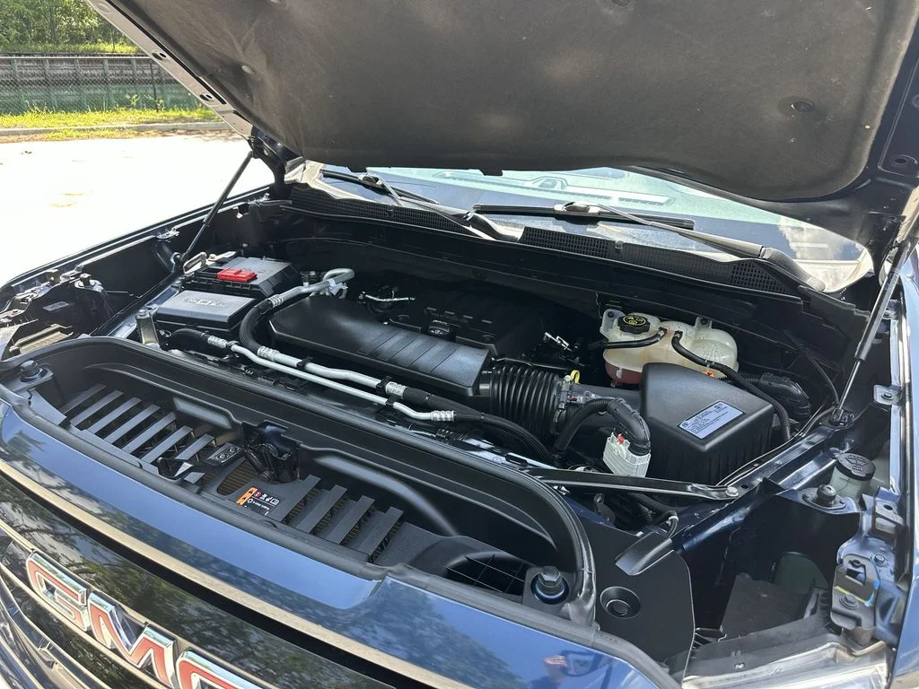 Certified Used 2021 Pacific Blue Metallic GMC Elevation image 29