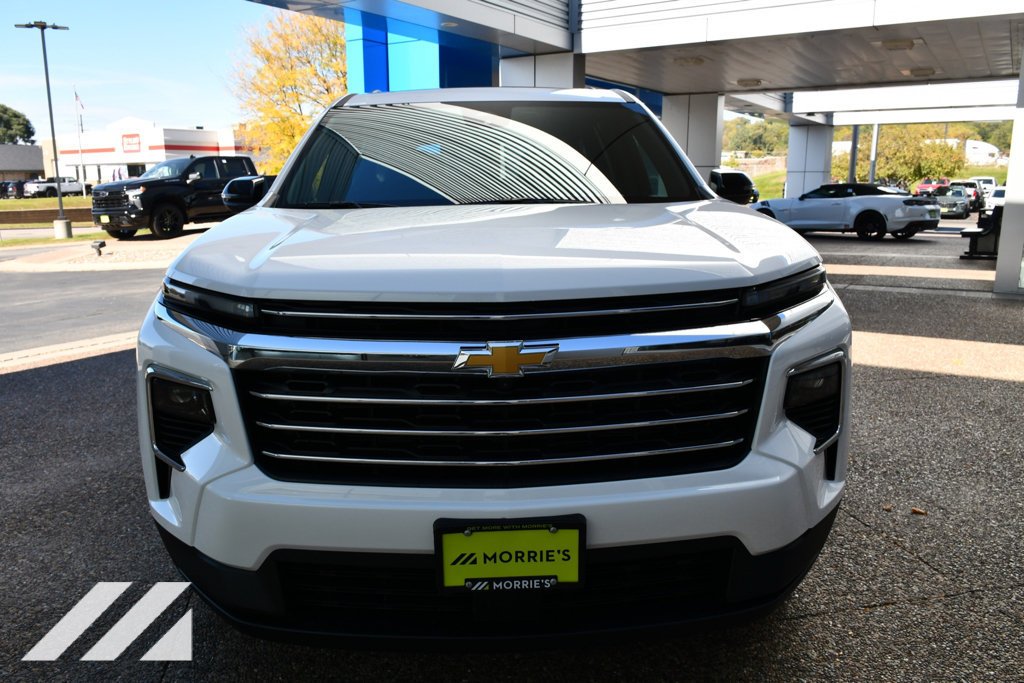 2027 Chevrolet Traverse LT - Photo 12