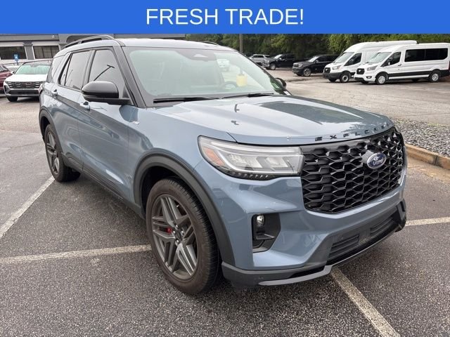 2025 Ford Explorer ST-LINE RWD (PL535)'s photo