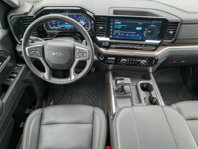 Used 2025 Gray Chevrolet LT Trail Boss image 6