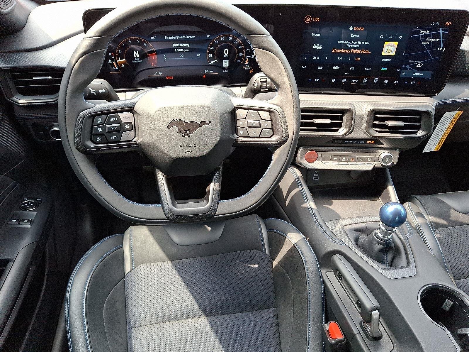 2025 Ford Mustang Dark Horse - Photo 8