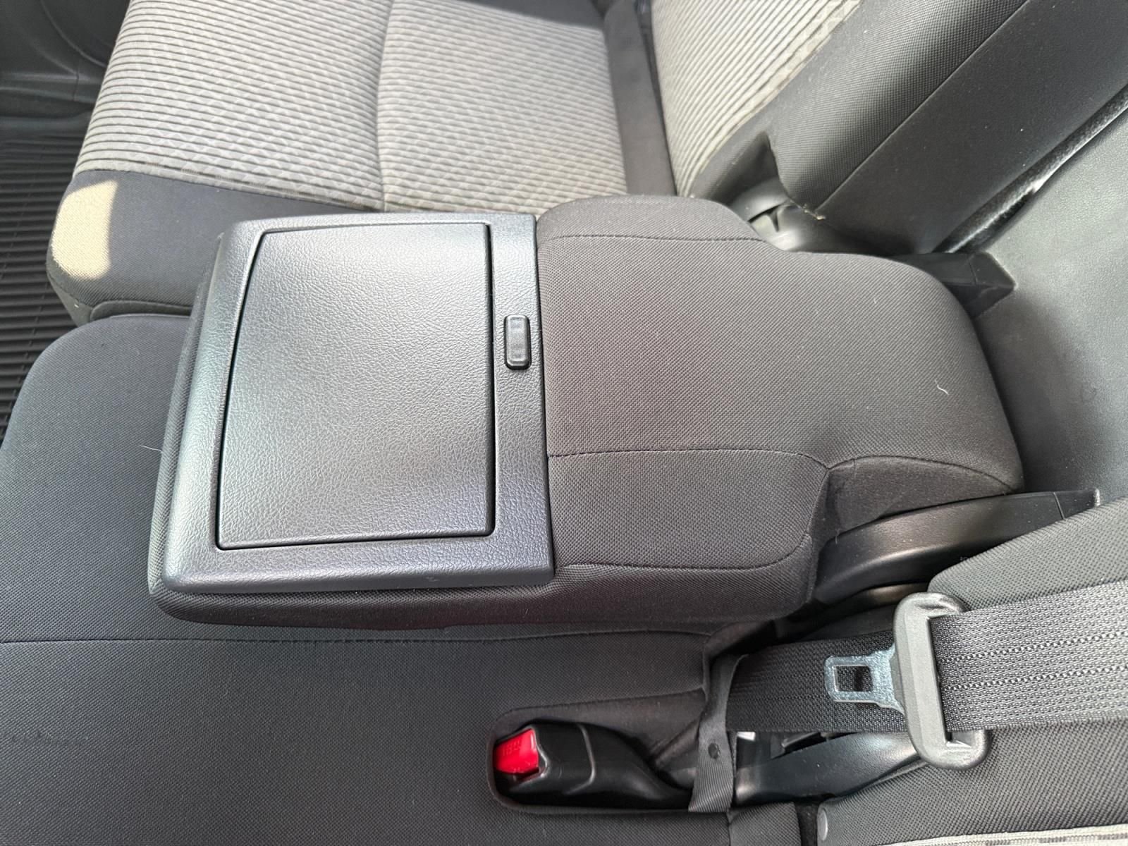 Used 2020 Midnight Black Metallic Toyota SR5 image 18