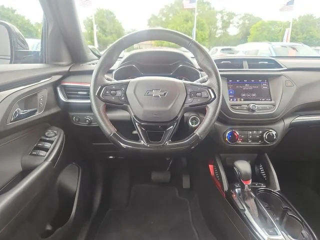 Used 2023 Mosaic Black Metallic Chevrolet RS image 13