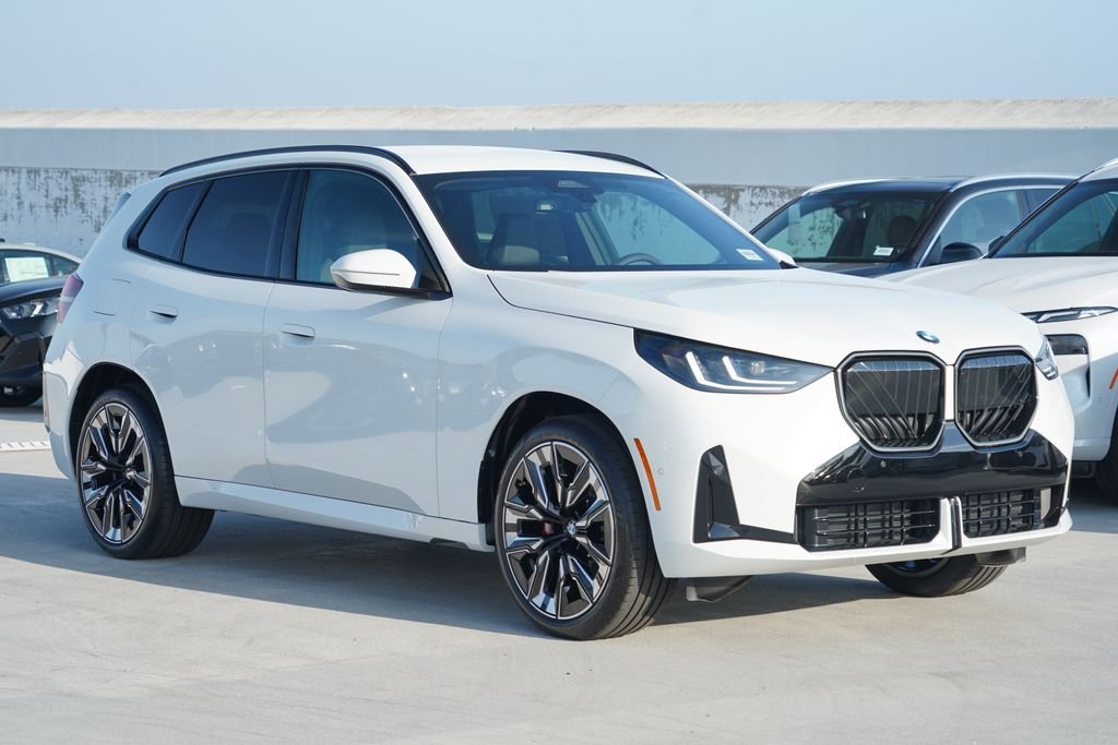 New 2026 Alpine White BMW 30 xDrive image 3