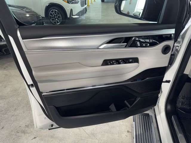 Used 2023 Bright White Clearcoat Jeep Base image 19