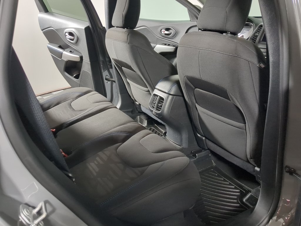 Used 2019 Sting-Gray Clearcoat Jeep Upland image 21