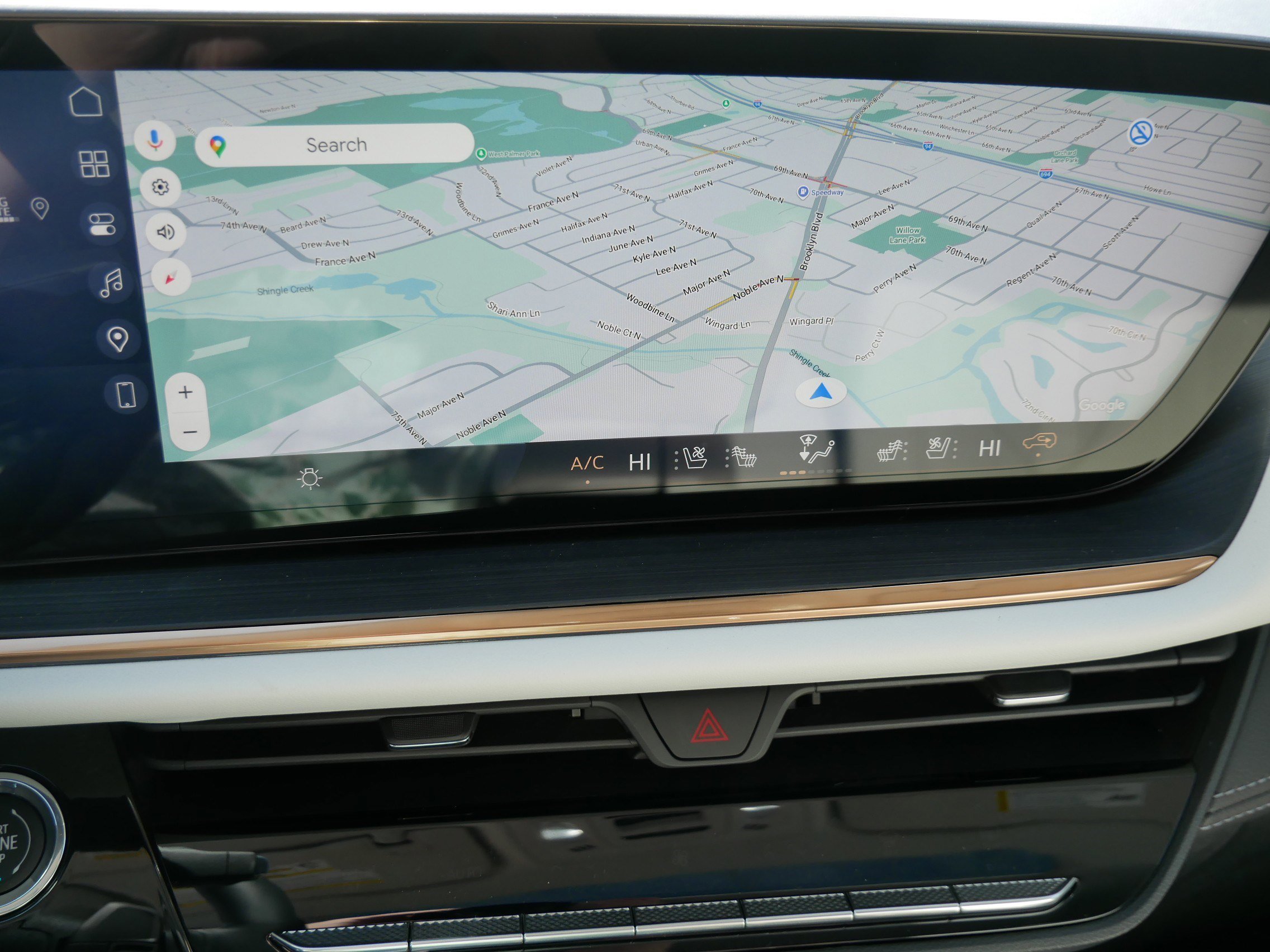 New 2026 Iridescent White Tricoat Buick Avenir image 7