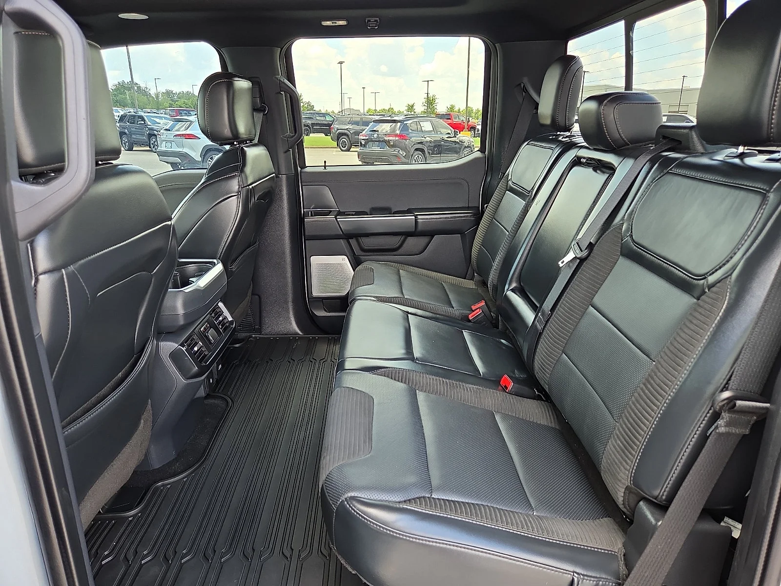 Used 2023 Avalanche Ford Raptor image 10
