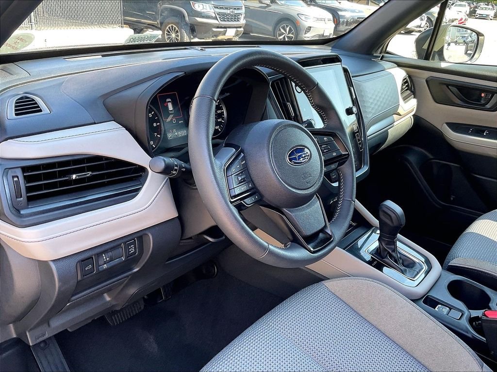 Used 2025 Gray Metallic Subaru Premium image 8
