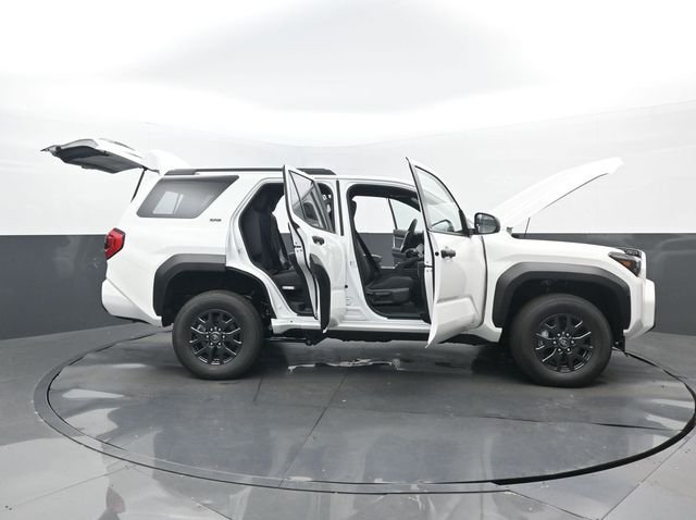 New 2026 Ice Cap Toyota SR5 image 30