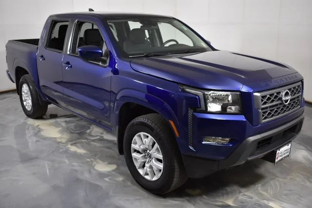 Used 2022 Blue Nissan SV image 12