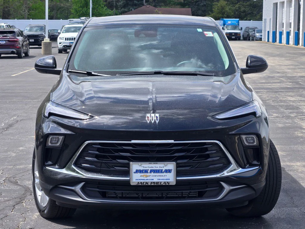 Used 2025 Ebony Twilight Metallic Buick Preferred image 4