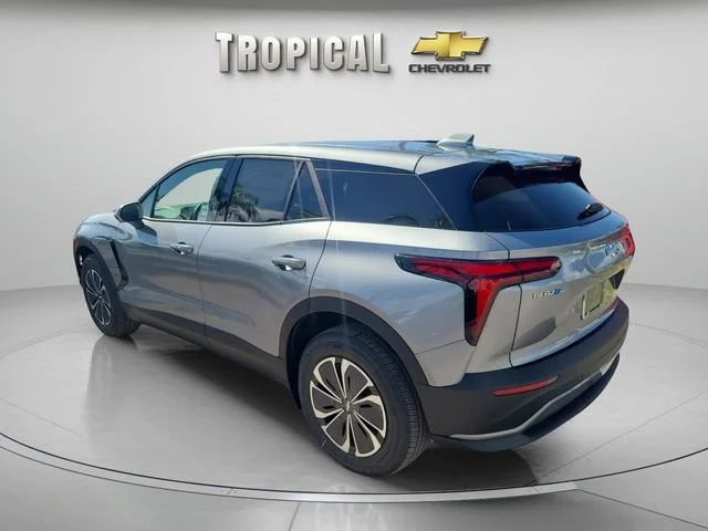 New 2025 Sterling Gray Metallic Chevrolet LT image 3